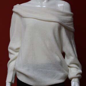 H&M DIVIDED White Off-the-Shoulder Sweater